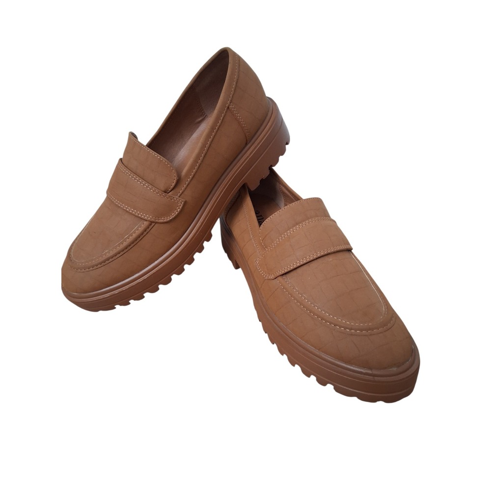 a.n.a Women's size 9.5M Lita Moc Toe Chunky Slip On Lugg Sole Platform Loafers